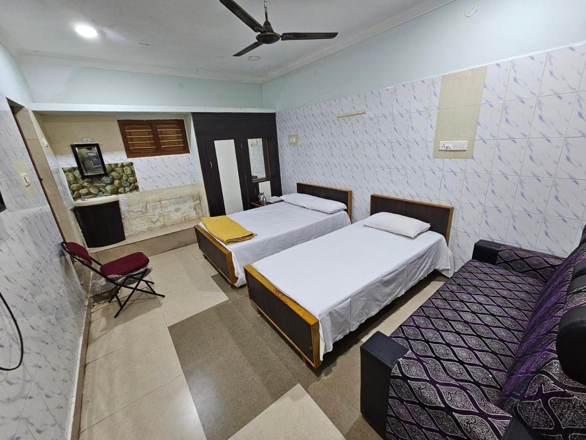 Arunachala Guest House Vriddhachalam Exteriör bild